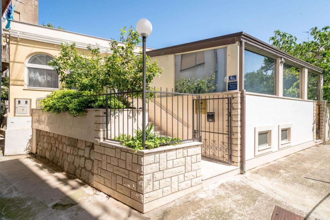 Villa Corona سبليت المظهر الخارجي الصورة