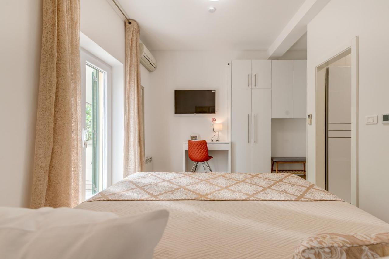 Villa Corona سبليت المظهر الخارجي الصورة